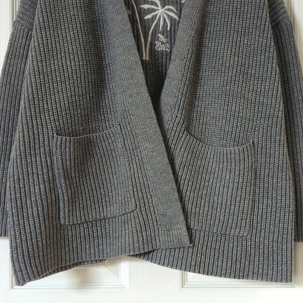 The Beach People The Twin Palms Ribbed Knit Open Front Cardigan Sweater Gray M/L - Picture 6 of 14